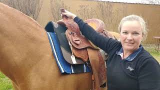 Saddle fitting session  finding the perfect saddle for a low withered short backed horse [upl. by Elyagiba]