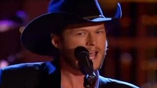 Blake Shelton  The Gambler Live [upl. by Broddie890]