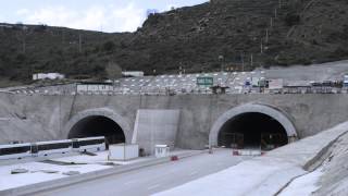 Autoroute EstOuest Tunnel Djebel Ouahch [upl. by Nnayelhsa]