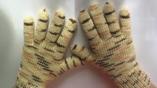 Перчатки Вязание на спицах How to Knit Gloves spokes [upl. by Bengt759]