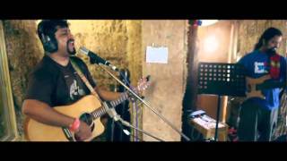 Raghu Dixit  Gudugudiya Sedi Nodo Cowshed Glastonbury 2011 [upl. by Young]