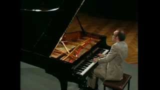 Alfred Brendel  Schubert  Piano Sonata No 22 in A major D 959 [upl. by Atisusej401]