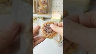 🥞Printing transparent bake labels with phomemo M110 asmr homemade homebake bake smallbusiness [upl. by Botnick]