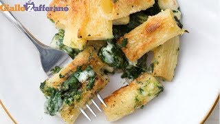 PASTA GRATINATA AL FORNO CON SPINACI  Ricetta in 1 minuto [upl. by Eedrahc154]