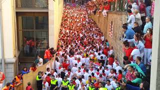 quotA San Fermín pedimosquot Pamplonada 2017 [upl. by Irmine931]