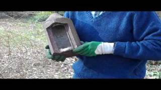 How to clean a Schwegler Birdhouse [upl. by Jump874]