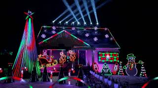 Familys Fancy Like Christmas Light Show Earns Comment From Walker Hayes [upl. by Ahsienak137]