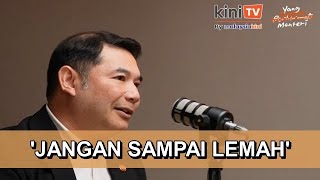 Peniaga bumiputera jangan terlalu bergantung kepada bantuan kerajaan  Rafizi [upl. by Elwyn261]