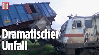 INDIEN Passagierzug kracht in Güterzug [upl. by Ynnal763]