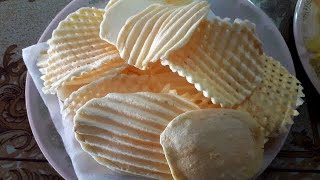 Potato Wafers recipeફટકડી વગર એકદમ સફેદ ક્રિસ્પી બટાટાની વેફર બનાવવાની રીત Aloo Chips Banavani Rit [upl. by Tshombe534]