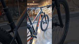 Trek Roscoe 8 trailbike hardtail [upl. by Winzler1]