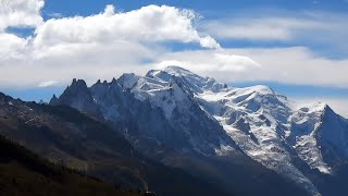 Blick von der Alpage de Charamillon auf den Mont Blanc 4806 m  HauteSavoie  Time Lapse [upl. by Therine]