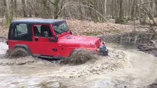 Jeep Wrangler YJ amp Grand Cherokee WJ playing in the mud [upl. by Maurilia]