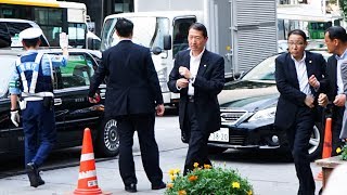 安倍元首相 SPによる警護・要人車列 [upl. by Karilla820]