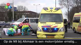 Motorrijdster ernstig gewond bij frontale aanrijding N9 bij Alkmaar [upl. by Niala]