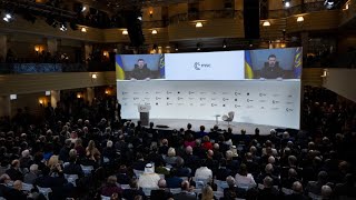 Selenskyj bei Münchner Sicherheitskonferenz „Wir müssen uns beeilen“ [upl. by Alegnaed]