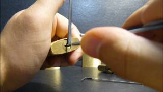 How to make lockpicking with a Snap Gun [upl. by Roos]