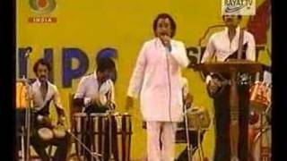 KISHORE KUMAR LIVEMERE SAPNO KI RANI [upl. by Nerrual]