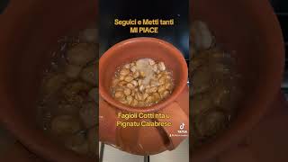 Fagioli Cotti nta u Pignatu Calabrese food cucinaitaliana fagiolatradizioneprodottipici [upl. by Annam]