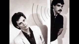 Daryl Hall amp John Oates  Diddy Doo Wop I Hear The Voices [upl. by Esyle]