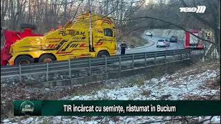 Video  TIR încărcat cu semințe de floarea soarelui răsturnat în Bucium [upl. by Lorenz]