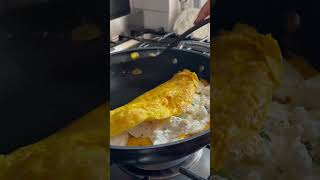 SICILIANI CREATIVI  Frittata farcita di ricotta facile e buona  Ricotta omelette shortsrecipe [upl. by Lorin]