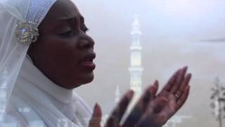 Saida Binta THIAM  Hal Yadjoud Ahi Clip Officiel HD [upl. by Brianna945]