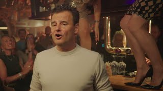 Wilfred Genee  Zomaar Een Avond In De Kroeg Officiele Video [upl. by Dam]