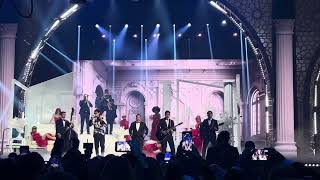 LATÍN GRAMMYS 2023 PESO PLUMA ft ESLABÓN ARMADO Ella Baila Sola SEVILLA ESPAÑA 16 11 2023 [upl. by Lagas609]