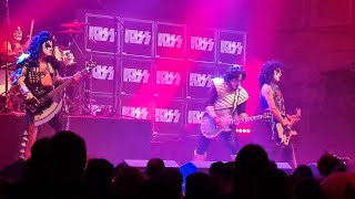 Dressed to Kill Tribute to KISS play Shout it out Loud live [upl. by Demodena]