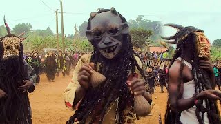 Danse Traditionnelle Mystique et Suprême Kougang chez les Bamiléké de l’Ouest Cameroun Par s19kprod [upl. by Idnew]