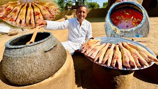 AMAZING COOKING VIBES IN 200 YEARS OLD STONE POT  Mazedar Paye Banane Ka Tarika l Beef Paya Recipe [upl. by Gruber]