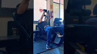 Pull Over con mancuerna en banco inclinado pectoral gymtips [upl. by Tletski774]