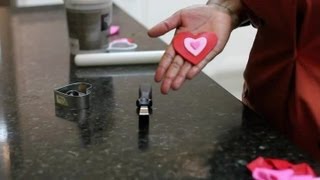 How to Make a Heart out of Fondant  Fondant Techniques [upl. by Hedvige]