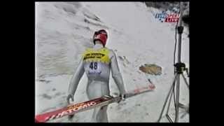 Oberstdorf 2001  Janne Ahonen 166 m  quotZabiera narty i wynosi się ze skoczniquot [upl. by Minta]