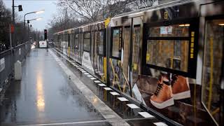 BVG Berlin UBahn  U1 Züge auf der Hochbahnstrecke [upl. by Townshend]