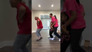 Todays funniest 🤣 chicken 🐔 dance 💃 viralvideo funny funnyshorts chickendance twinchildedozie [upl. by Salesin929]