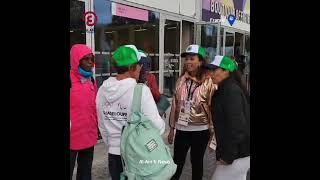 Jeux Paralympiques de Paris 2024 La foule danse sur de la musique [upl. by Dexter]