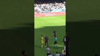 LO SCONTRO TRA MAZZOCCHI E DJIMSITI 2 DOPO IL GOL DI RETEGUI  Napoli Atalante 0 3 napoli seriea [upl. by Airbas]