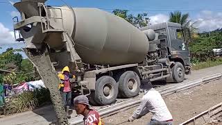 CONCRETE CEMENT ROAD CONSTRUCTION  PHILIPPINES December 20 2023 [upl. by Juliane]