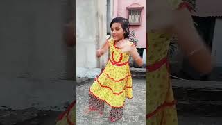 Phagunero mohonaye ❤️🥰 please subscribe 🥰 Britika Das 🥰❤️❤️ [upl. by Salangia]