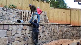 How to build Ashlar Stone Walls with Flagstone Cap amp Stairs DIY Part 2 hardscapes retainingwall [upl. by Jesselyn]