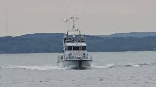 HMS Dasher on the Solent [upl. by Vento873]