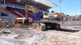 démolition dune tribune au stade de foot Gaston Gérard à Dijon 6 [upl. by Reeher564]