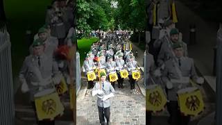 Preußens Gloria  Ehrenformation der Bundeswehr 🦅🇩🇪wachbataillon militär soldaten parade [upl. by Laro898]