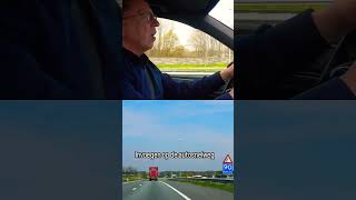 Invoegen op de autosnelweg Hoe gaat dat [upl. by Aribold526]