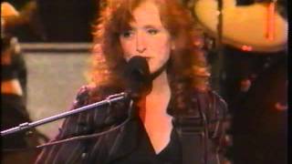 Bonnie Raitt Longing In Their Hearts live concert performance [upl. by Ainessej]