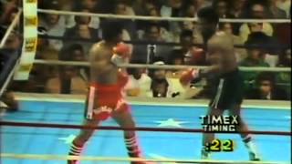 Roberto Duran vs Kirkland Laing Upset of the Year 1982 [upl. by Namsaj]