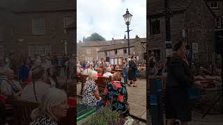 Grassington 40s weekend crooner singing Moonlight The Stars and You grassington [upl. by Kala]