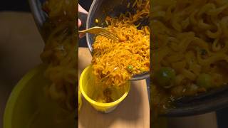 जब तक अपनी ना चलाऊ 🤩❗️noodles maggi recipe shorts [upl. by Htehpaj52]